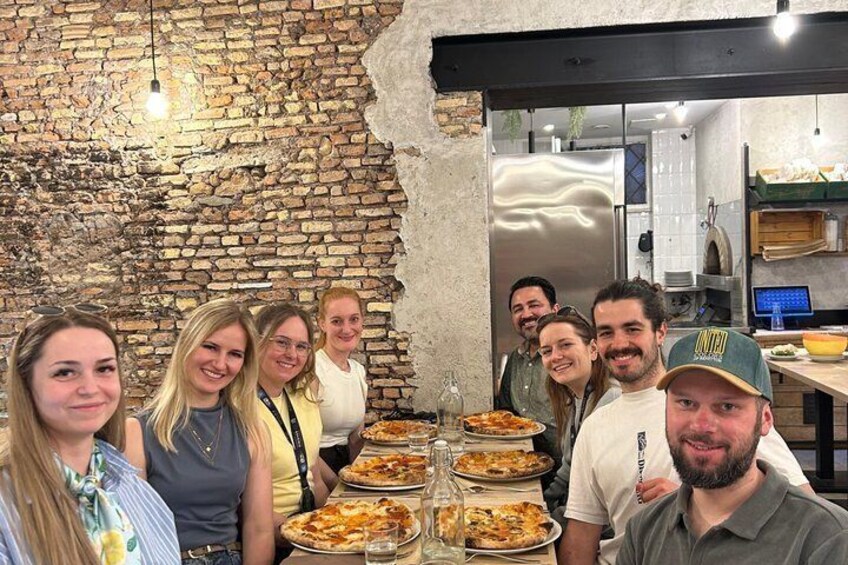 Verona Handmade Pizza and Iconic Dessert Making with Gelato 1