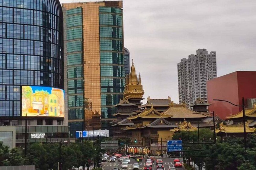 Shanghai Jing'an Temple Exclusive Walking Adventure 2