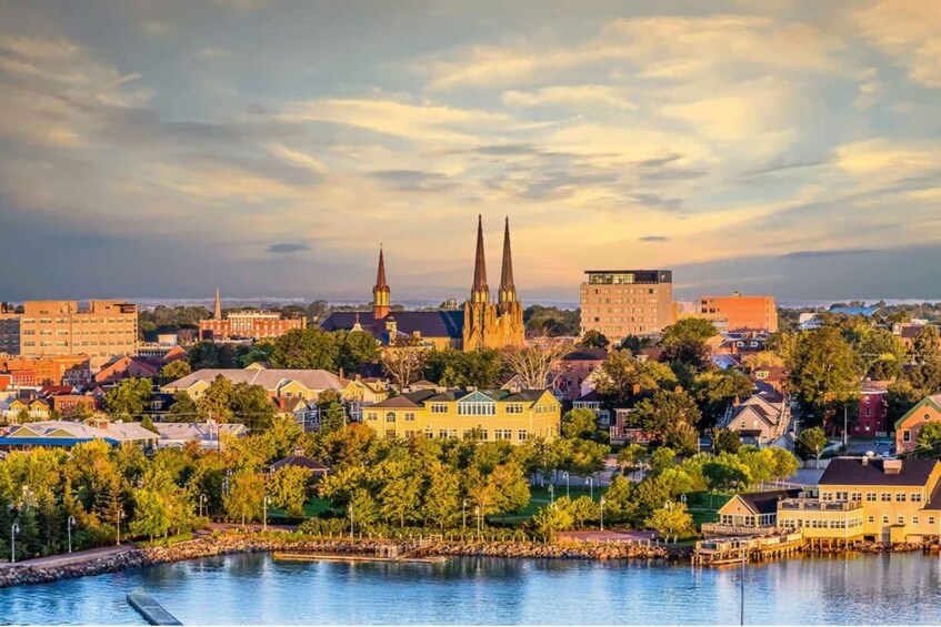 Charlottetown: Prince Edward Island Sightseeing Guided Tour 1