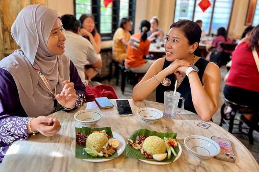 Kuala Lumpur Food Tour with 12+ Authentic Dishes & Local Secrets 2