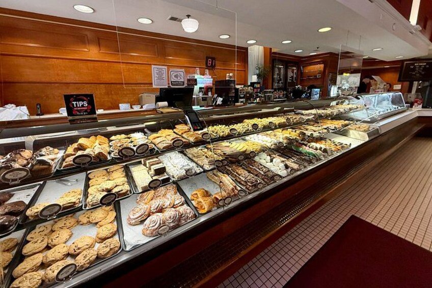 Detroit Downtown Food Tour with 6+ Iconic Tastings in Motor City 5
