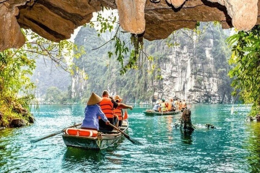 Tailor-Made Ninh Binh Experience with Private Guide & Luxury Car 4