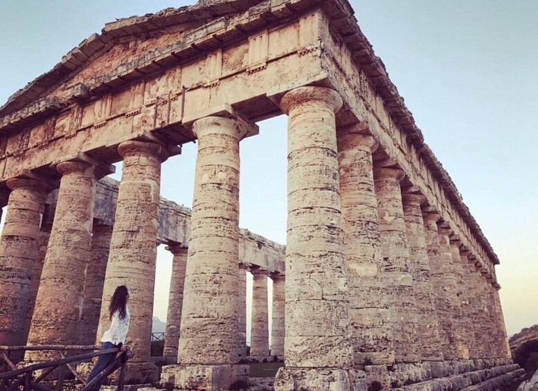 Adventure in Segesta, Erice and Salt Pans with E-Bike & boat 1