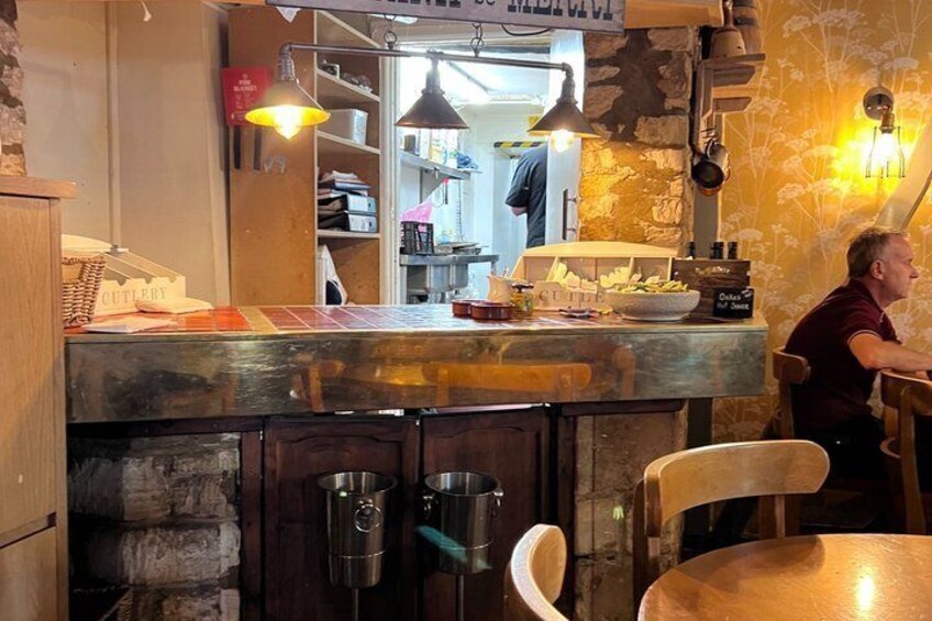 Private Cotswold day tour with blue badge tour guide from London 3