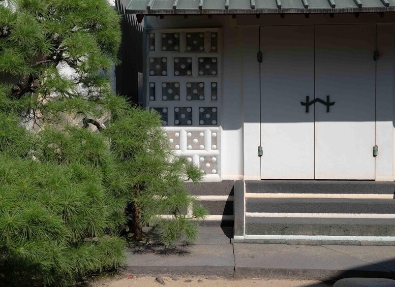 Picture 2 for Activity Hagi: Kumaya Art Museum, Tea ceremony and garden tour 2