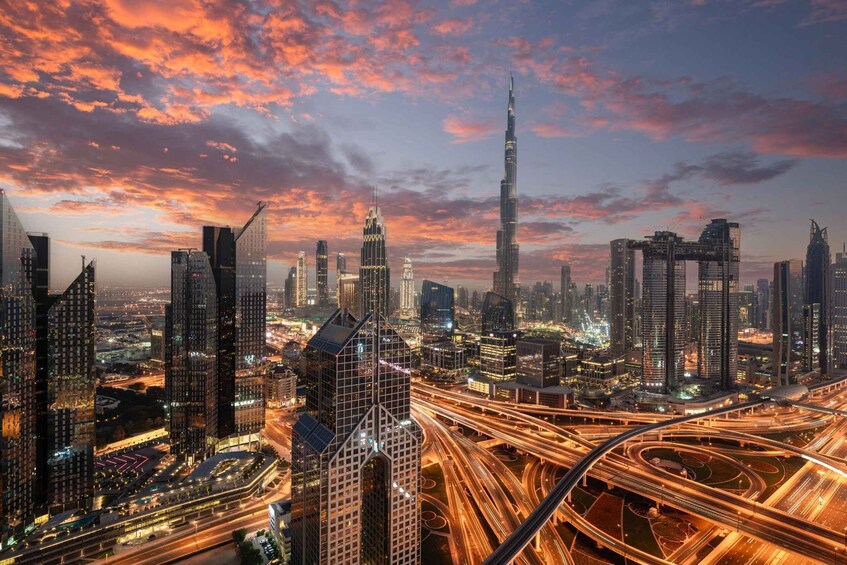 Picture 2 for Activity Dubai: Night Tour with Photo Stops 5