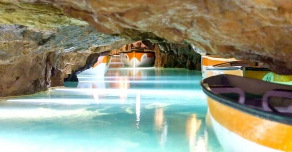 Cruise through the longest cave in Europe (Las Cuevas de Sant Josep) 1