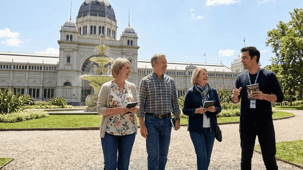 Melbourne's Hidden Past Private Tour: Of Mansions & Mobsters 2
