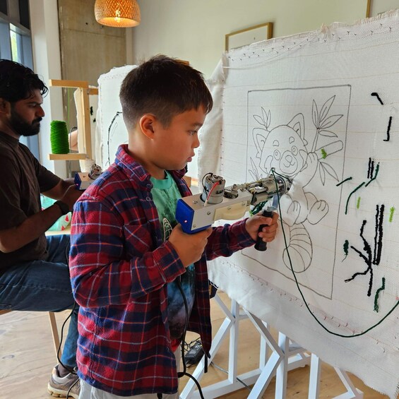 Picture 6 for Activity London: Beginner Rug Tufting Workshop in West London 4