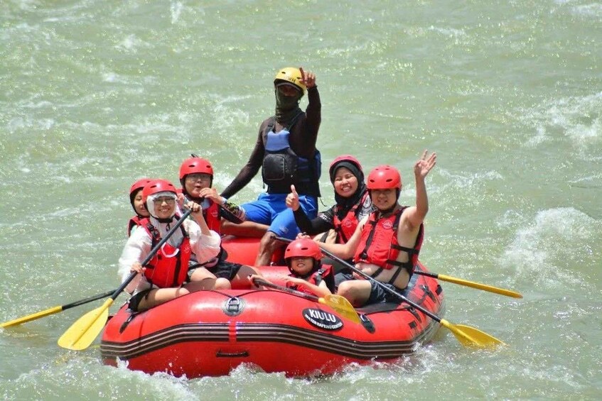Picture 4 for Activity Tenom: Padas River White Water Rafting with Train Ride 5