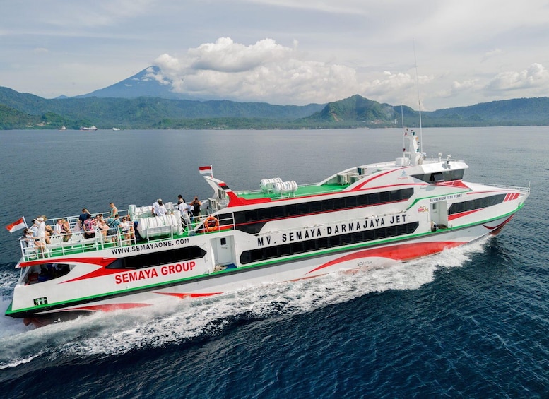 Bali to Gili Trawangan, Gili Air, Lombok Fast Boat Transfer 1