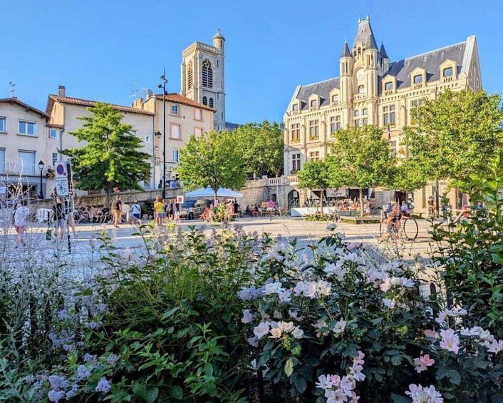 Saint Galmier: Guided Walking Tour 1