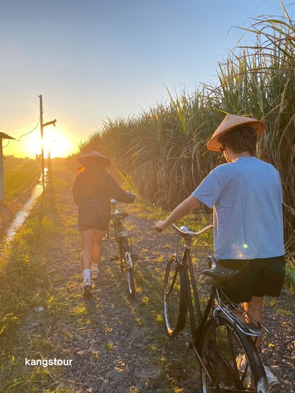 Picture 23 for Activity Malang: Village Tour with Cooking Class and Cycling 2
