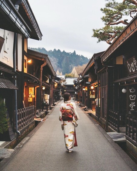 Picture 9 for Activity Kanazawa: Shirakawa-go & Takayama Private customize Day Trip 2