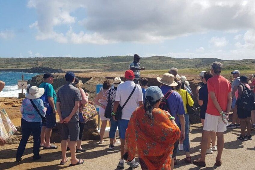 Aruba Open-Air Bus Sightseeing Tour with Local Beer & Sodas 3