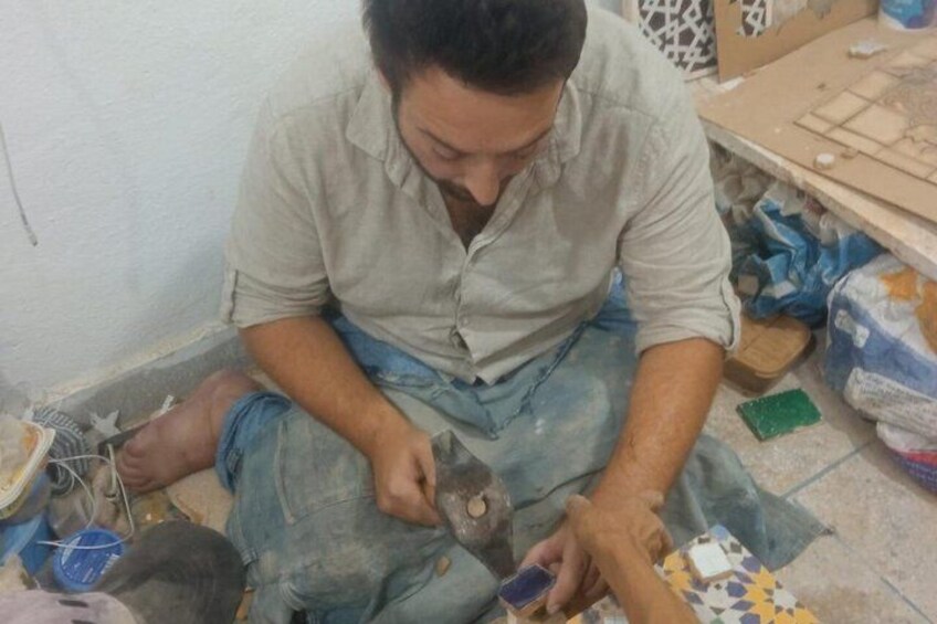 Moroccan Mosaic and Pottery Workshop in Fes with Local Artisans 4