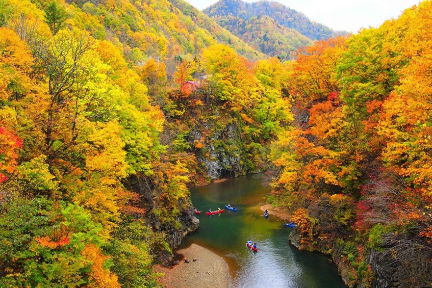 Picture 1 for Activity Hoheikyo Gorge, Jozankei, Lake Toya & Showa Shinzan Day Tour 3