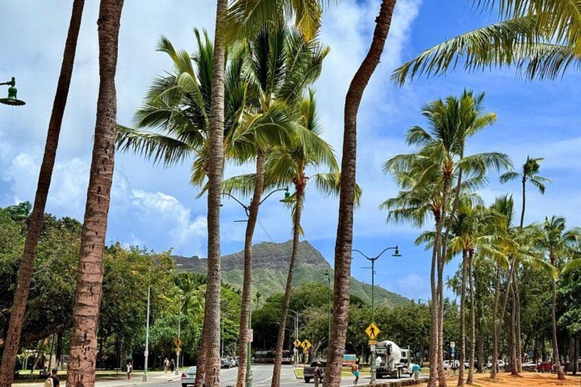 Downtown Honolulu Food Tour with 5 Local Favorites Tastings 2