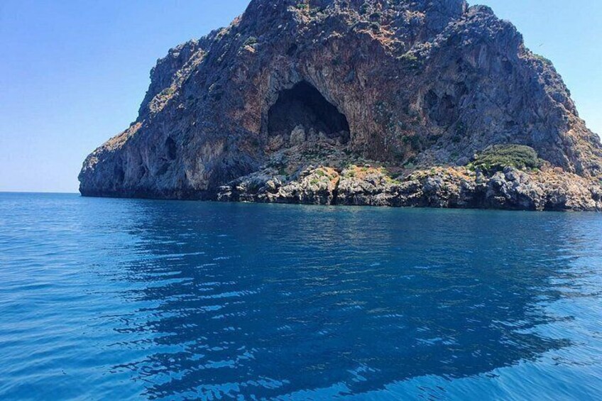 Sailing Adventure in Chania Bay Half Day Boat Tour 5