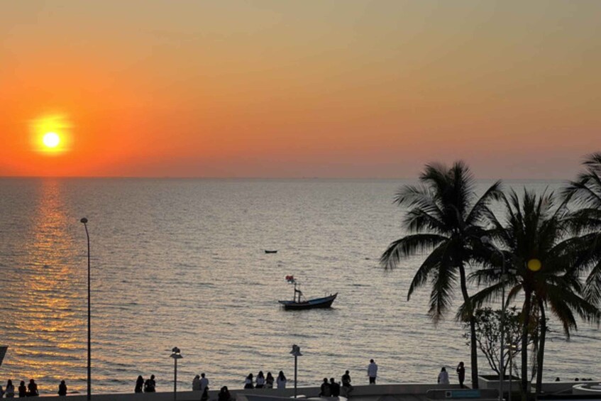 Picture 6 for Activity Bangkok: Bangsean Beach Sunset & Red Temp Cafe Private Trip 4