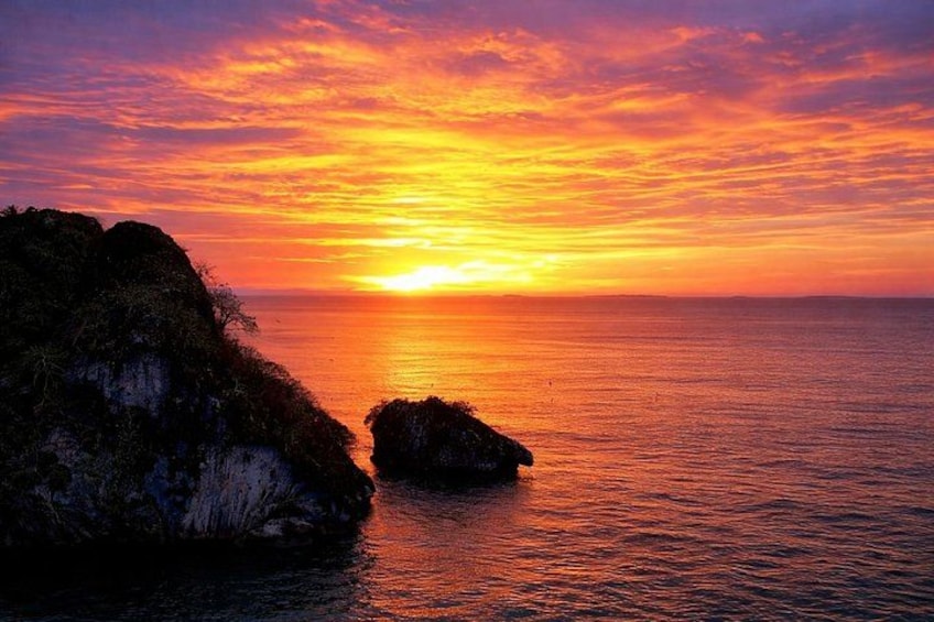 Sunset Boat Tour & Bioluminescence Adventure at Los Arcos Islands 2