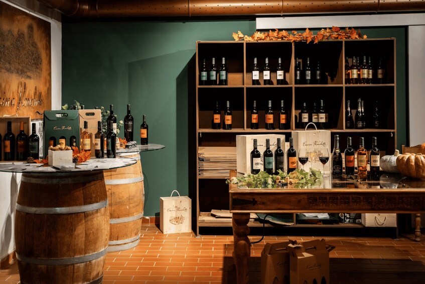 Picture 5 for Activity Cascina Ronchetto - Cellar Tour & Wine Tasting in Morazzone 3
