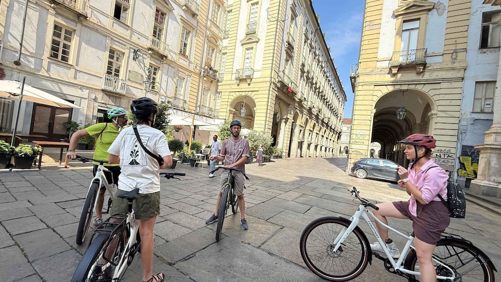 Picture 6 for Activity Turin: bike tour for first-time visitors 5