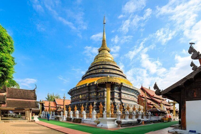 Private Lampang Horse Carriage and Temples Tour from Chiang Mai 1