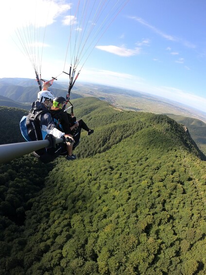Picture 1 for Activity Sibiu: Tandem Paragliding over Păltiniș & Gura Râului 5