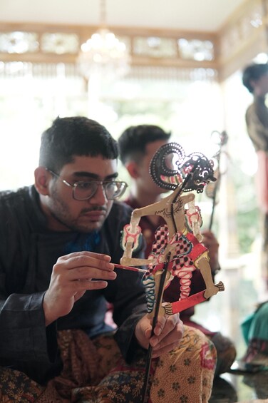 Picture 5 for Activity Yogyakarta: Hands-On Wayang Kulit Workshop + Mini Show 2