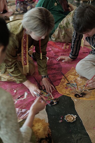 Picture 4 for Activity Yogyakarta: Hands-On Wayang Kulit Workshop + Mini Show 4