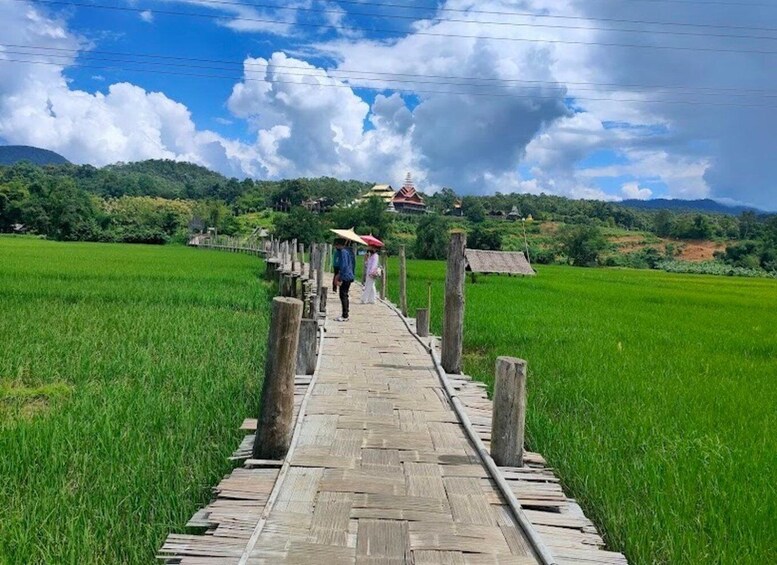 Picture 18 for Activity Pai: Mae Hong Son Day Trip with Long Neck Karen Village 4