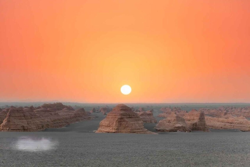 Dunhuang: Yumen Pass, Great Wall & Yadan Geopark Tour 1