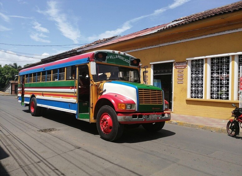 Picture 3 for Activity Granada: Community Sightseeing Tour: Authentic Local Life in Isletas 4