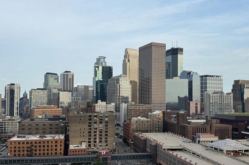 Minneapolis North Loop Food Tour of 6 Local's Favorites Tastings 2