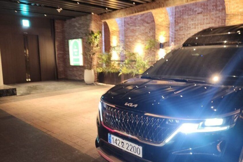 Enjoy a Fully Customizable 9Hour Private Tour ENG Speaking Driver 3