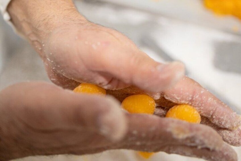 ÁvilaLux Private tour SantaTeresa yolk workshop and gourmet tasting 1