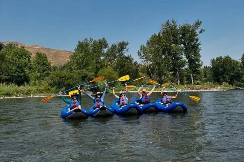 3 Hour Kayak Experience on Salmon River in Idaho 4