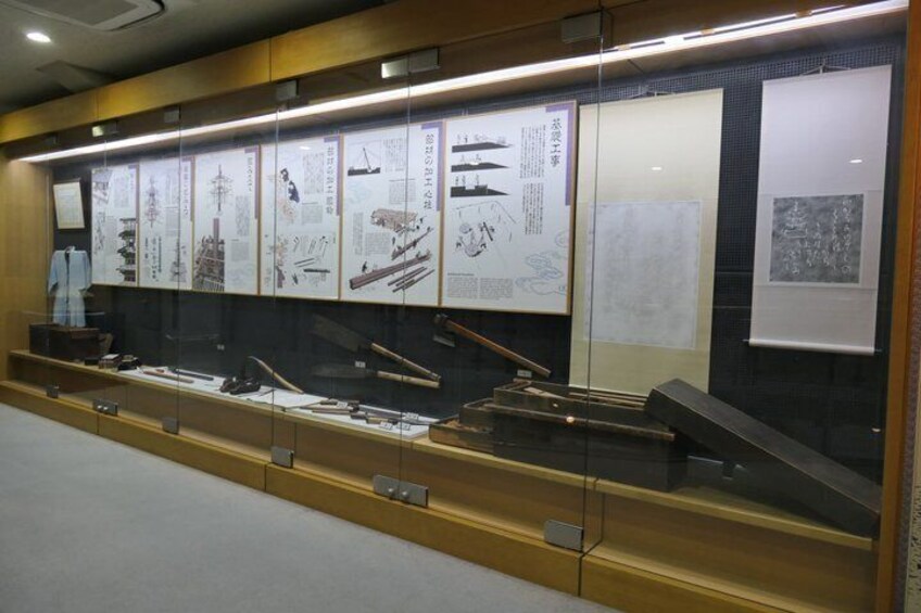 Horyu-ji Guided Tour with Local Architectural Historian 3