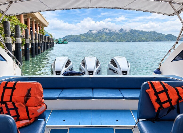 Picture 1 for Activity Ko Lipe : Speed Boat From Pakbara Pier To Ko Lipe 4