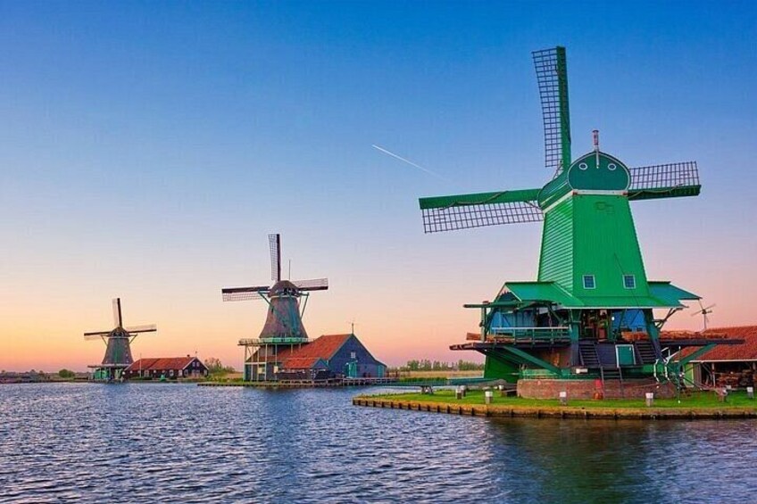 Private Tour Zaanse Schans Volendam Edam and Marken 1