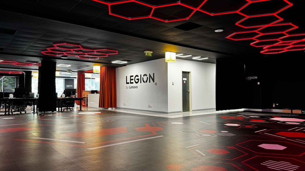Picture 3 for Activity Immersive VR Arena, Racing & Gaming Experience in Bucharest 2