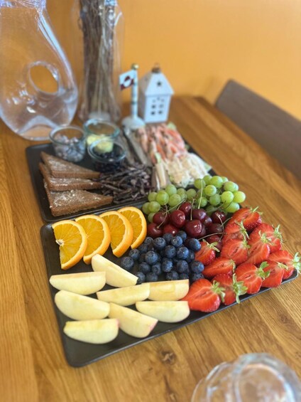Picture 15 for Activity Nuuk Walking Tour with Museum Visit & Greenlandic Tasting 4