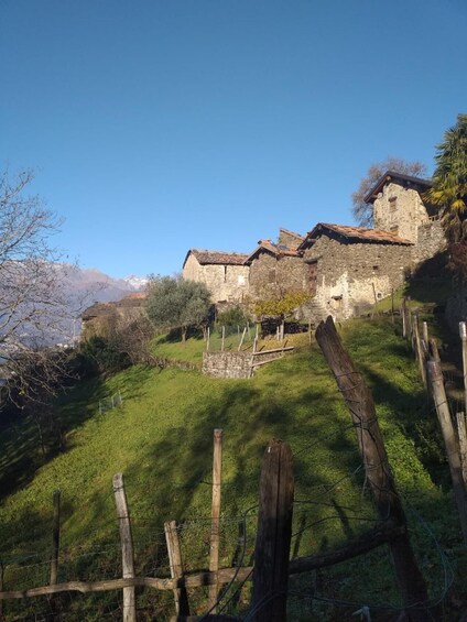 Picture 6 for Activity Lake Como: Guided tour on the Wanderer's Path 5