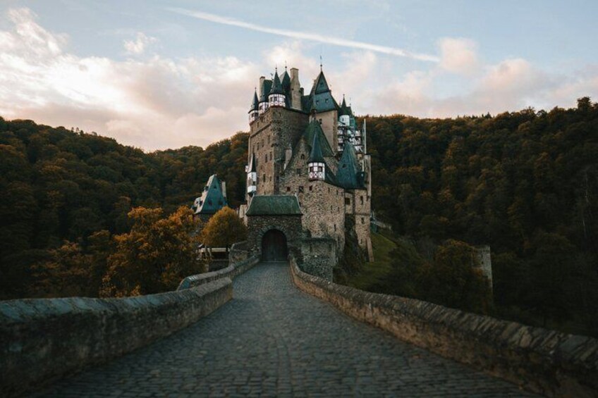 Private Eltz Castle and Cochem and Koblenz Tour from Frankfurt 1