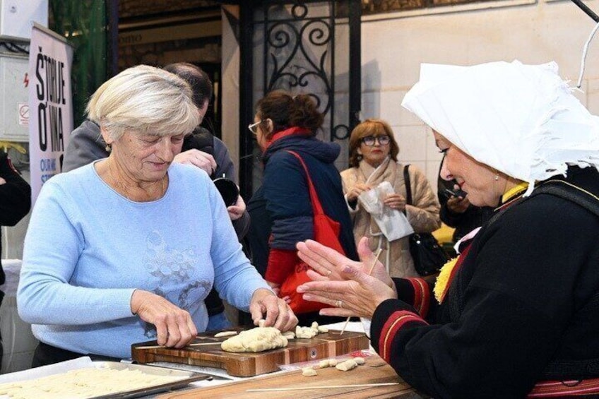 Roll'n'eat: 300 Year Old Recipe - Pasta Making Class in Split 1