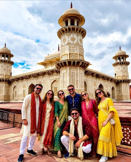 Agra Evening Tour with Sunset at Taj Mahal and Street Food 1