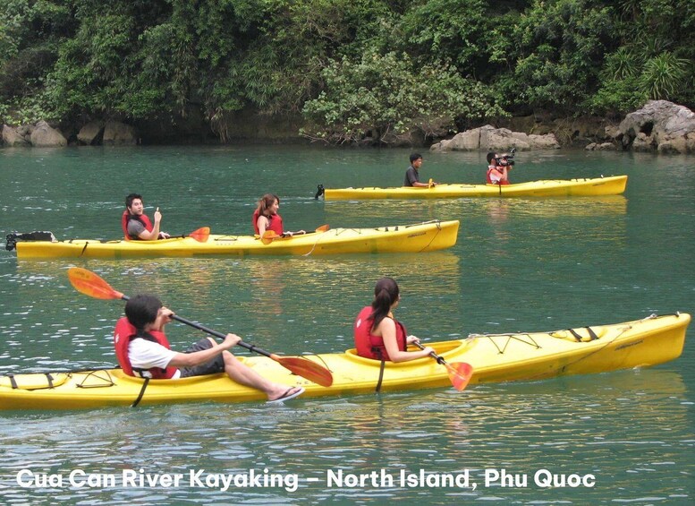 People kayaking on the Cua Can River in North Island, Phu Quoc. 3