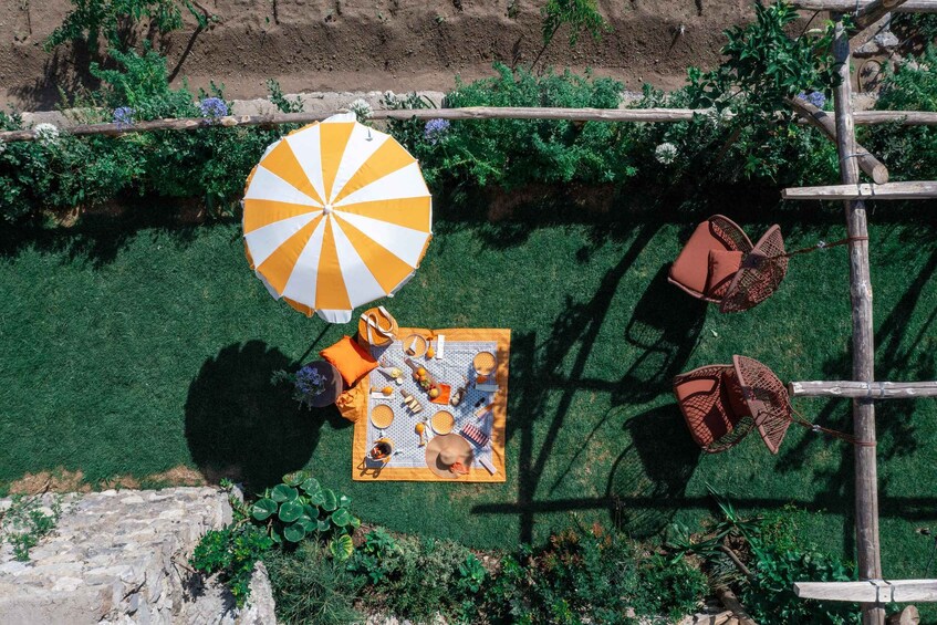 Picture 4 for Activity Positano: Scenic Picnic Experience with Wine or Champagne 2