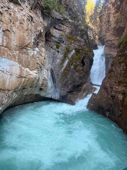 Lake Louise, Minnewanka, Two Jack, Johnston Canyon, Banff 3
